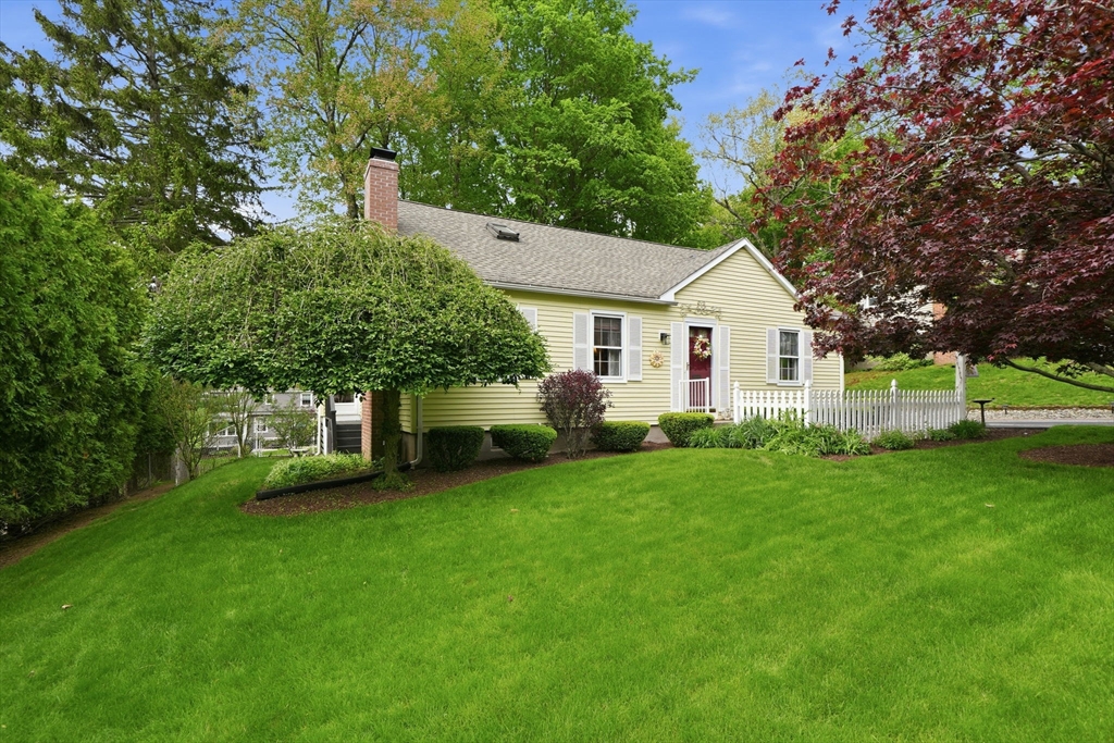 29 Crescent Hill, East Longmeadow, MA Photo #1