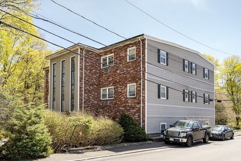 10 Beacon St 101 Woburn MA 01801