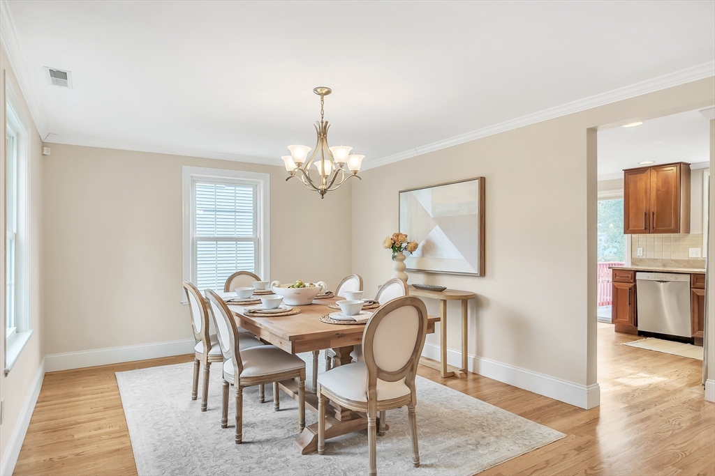 141 Renfrew St