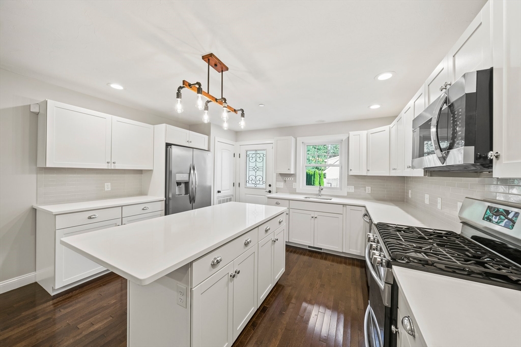 469 Sherman St 9