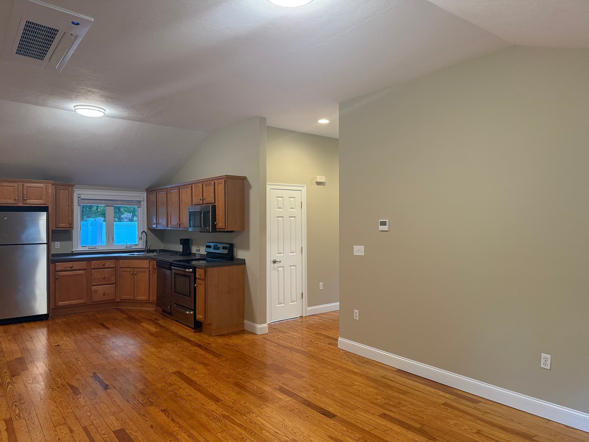 554 Wareham St #2, Middleboro, MA, 554 Wareham St #2, Middleboro, MA Photo #8