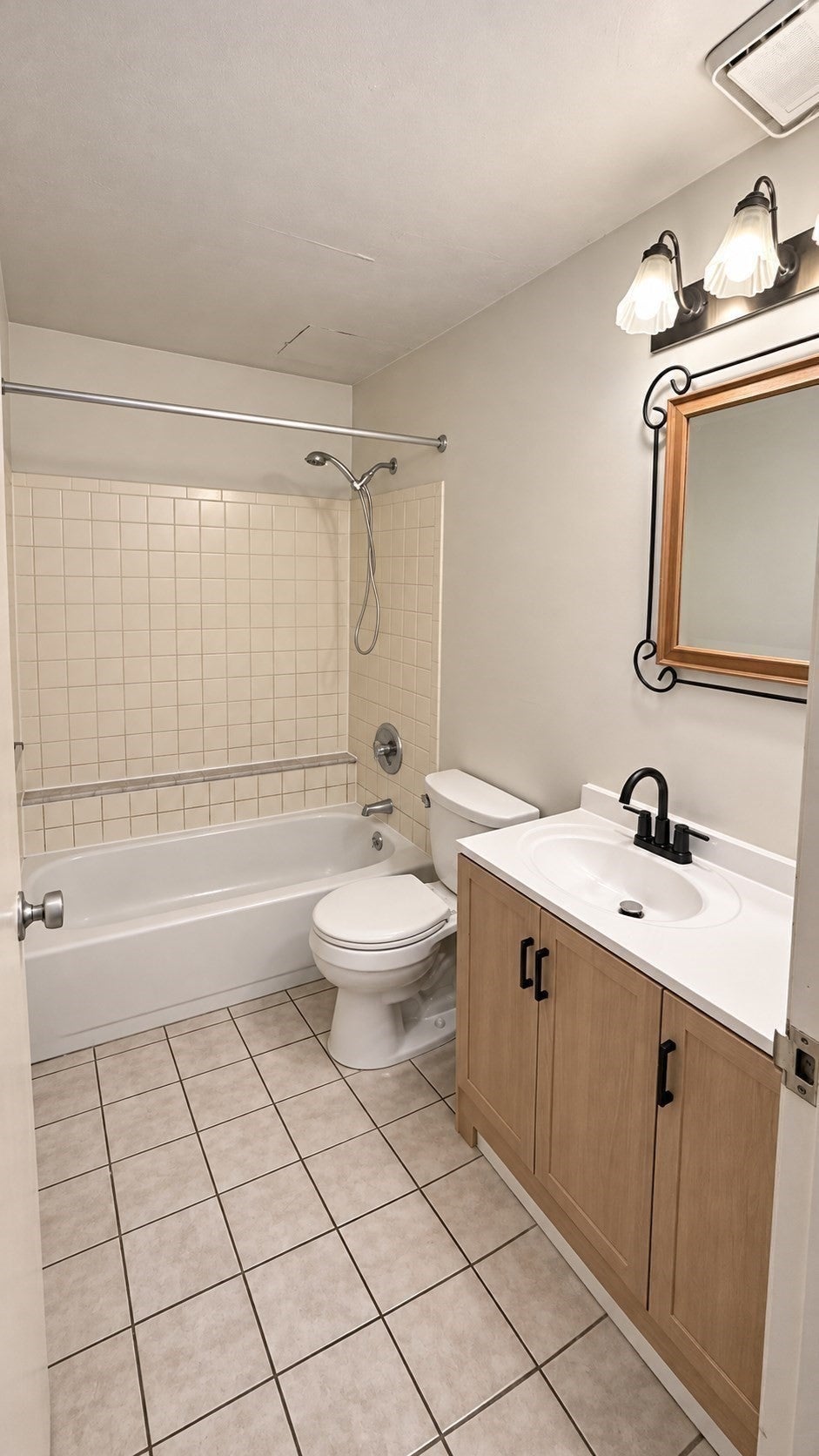 4 Post Oak Ln #19, Natick, MA, 4 Post Oak Ln #19, Natick, MA Photo #10