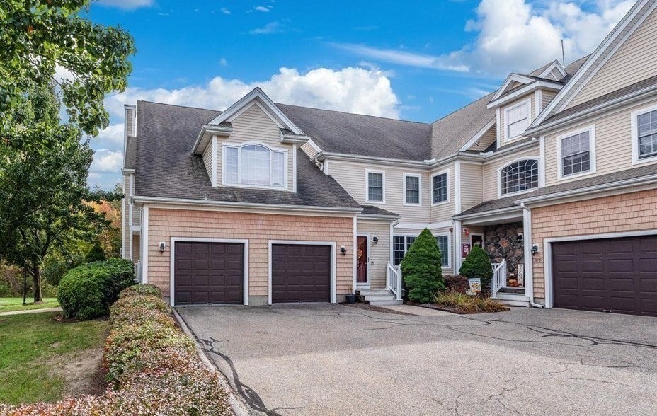 319 Hampton Way #319, Abington, MA Photo #3
