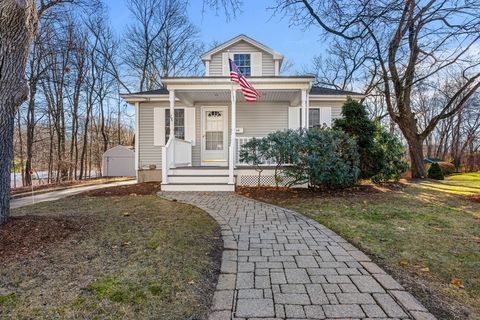 Photo of 28 Van Norden Rd, Woburn, MA 01801 (MLS # 73461735)