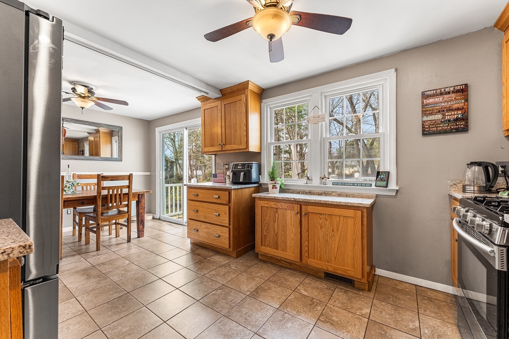 56 Puddingstone Ln