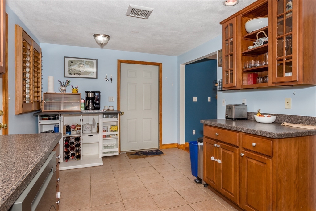 66 Healy Rd, Weymouth, MA, 66 Healy Rd, Weymouth, MA Photo #6