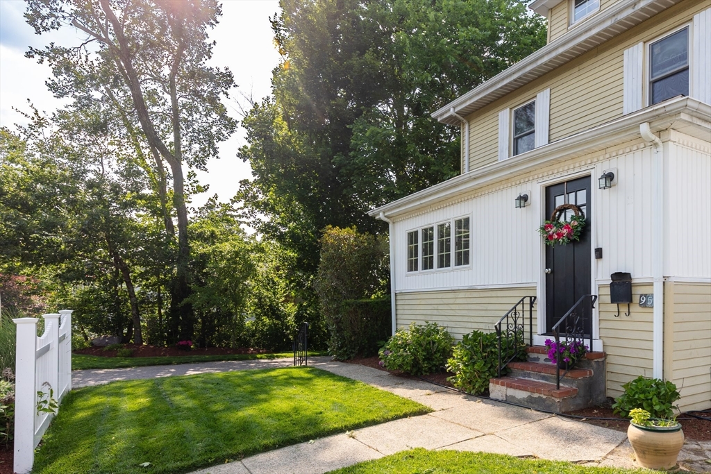 95 Walpole Street