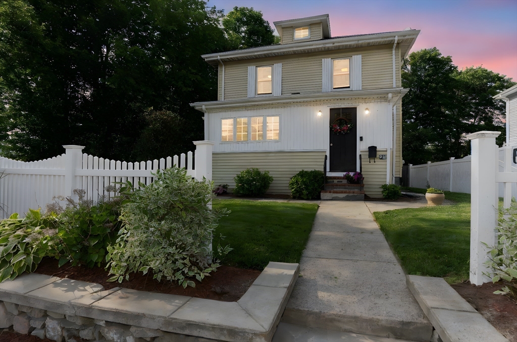 95 Walpole Street