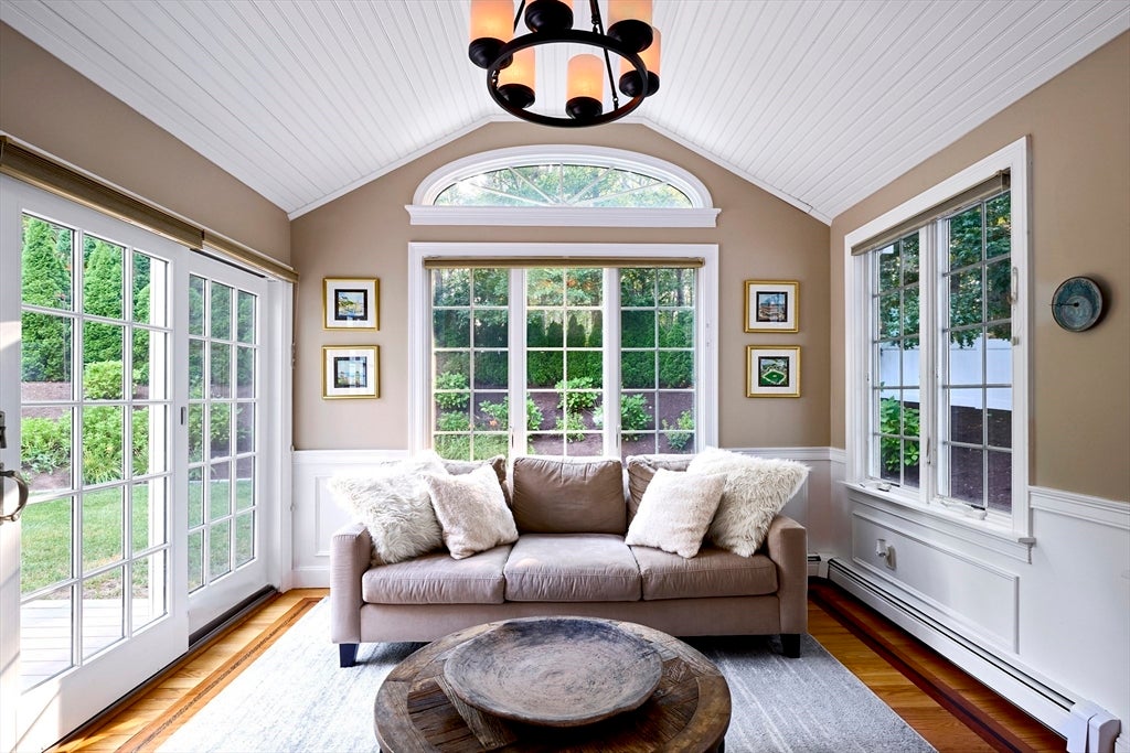 Photo of 31 Village Grn, Dennis, MA