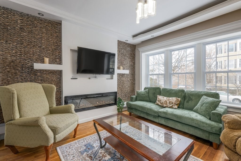 229 Fairmont Ave