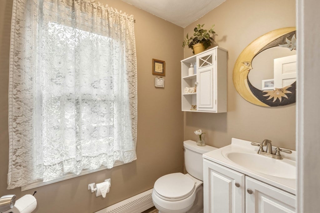 6 Rogers Ave, Marlborough, MA, 6 Rogers Ave, Marlborough, MA Photo #8