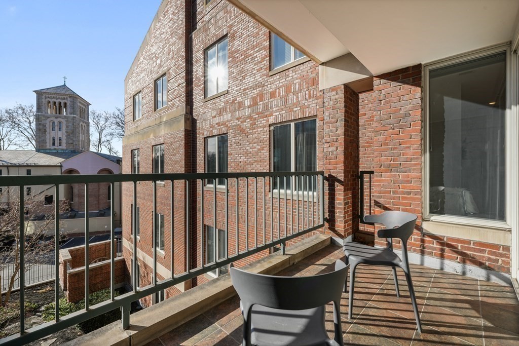 130 Mount Auburn Street 310