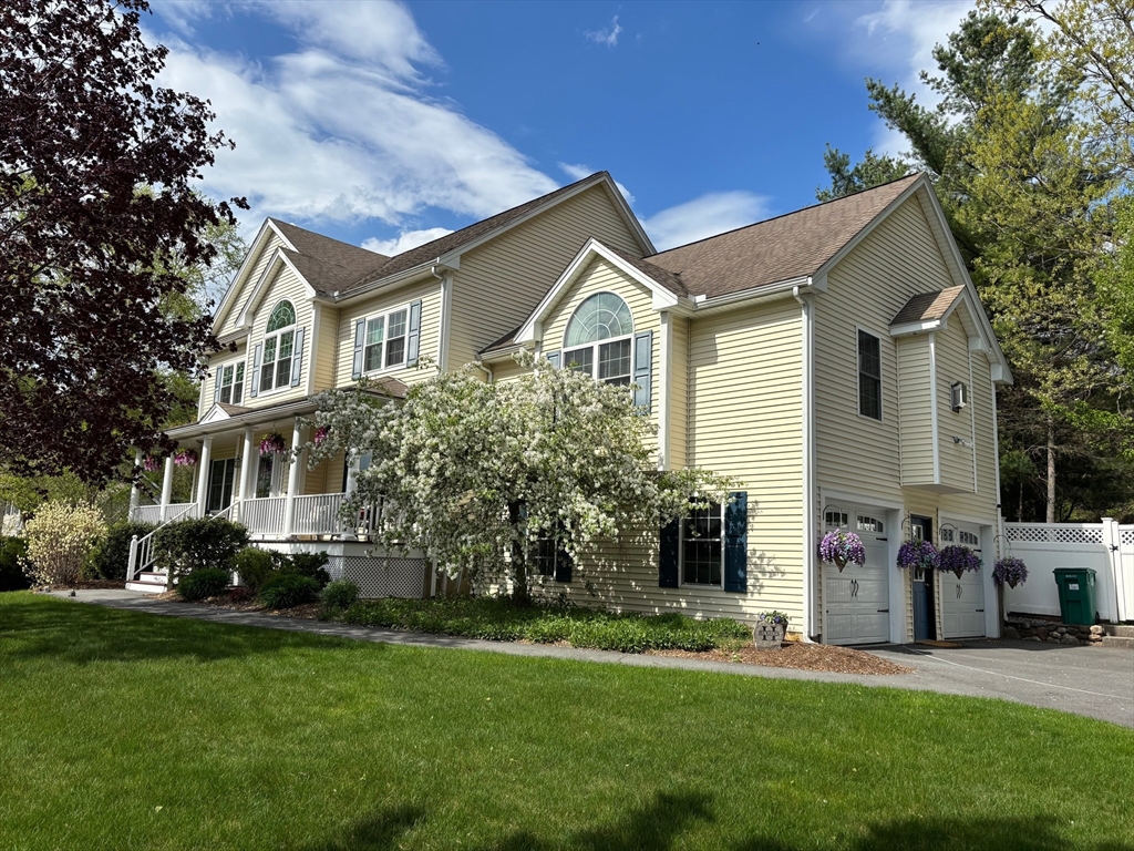 6 Myers Ln