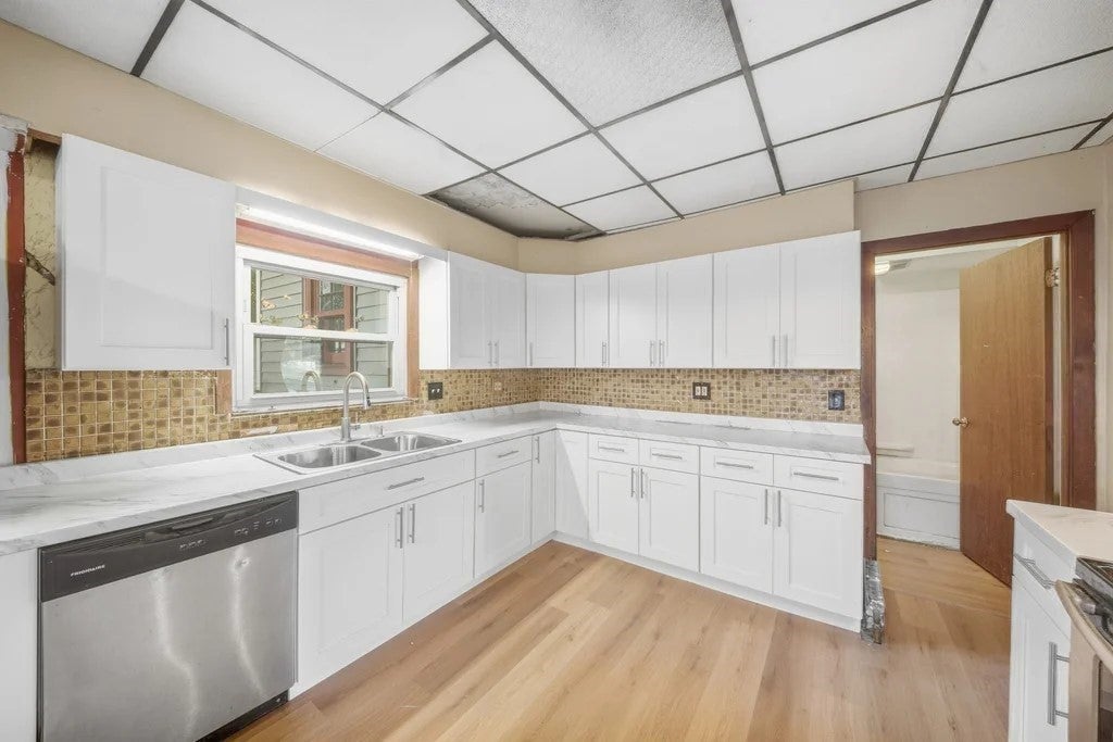 45 Townsend St, Fitchburg, MA, 45 Townsend St, Fitchburg, MA Photo #15