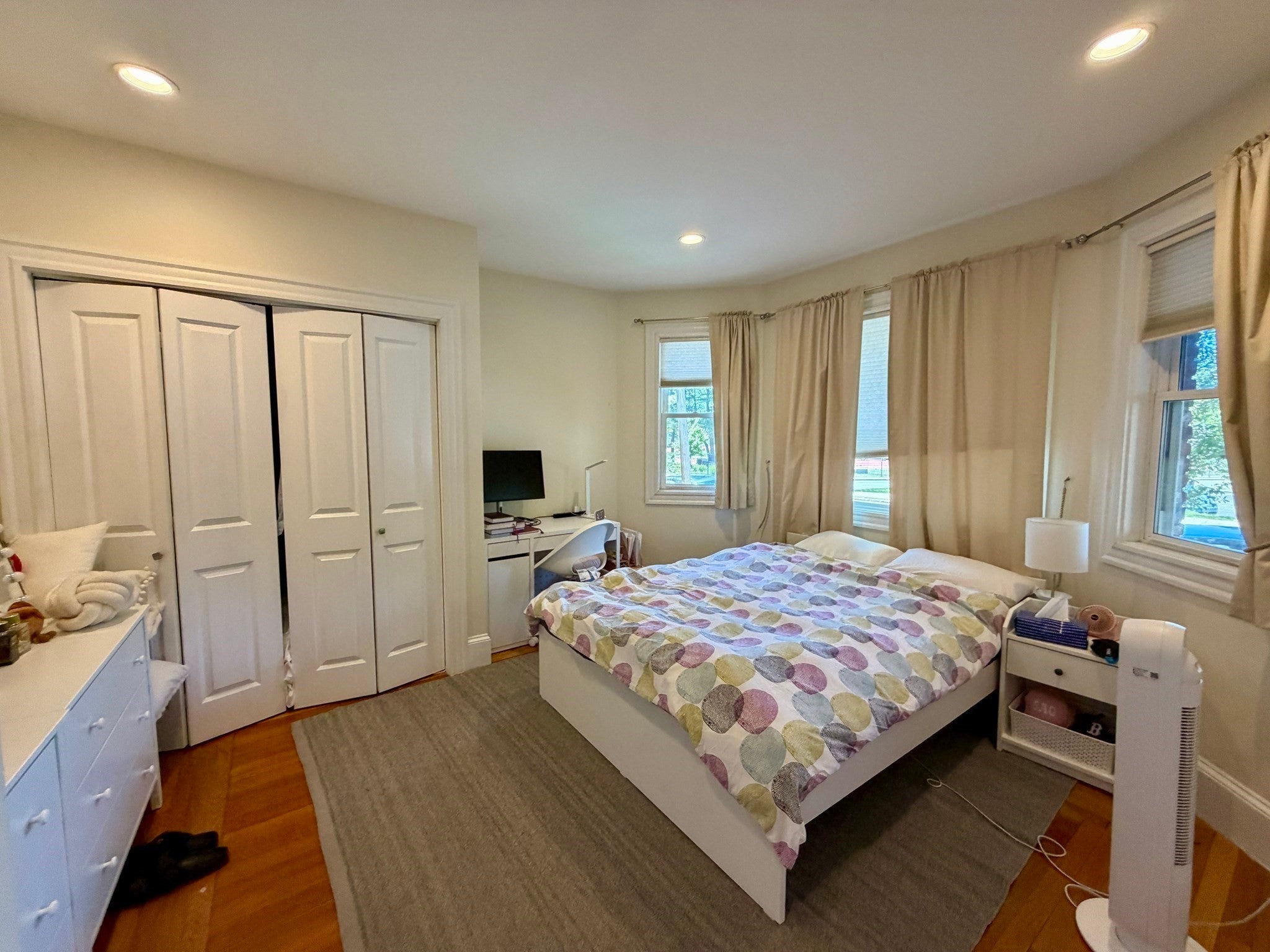 201 College Ave #1, Somerville, MA Photo #3