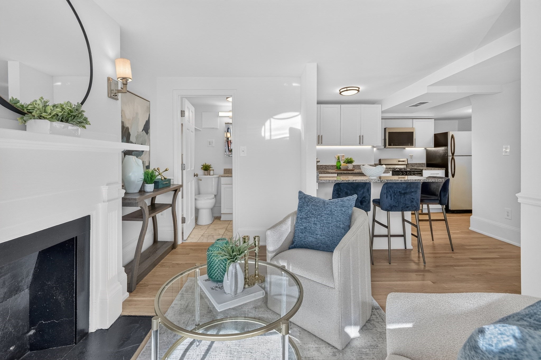 Photo of 176 Commonwealth AVE, Boston, MA