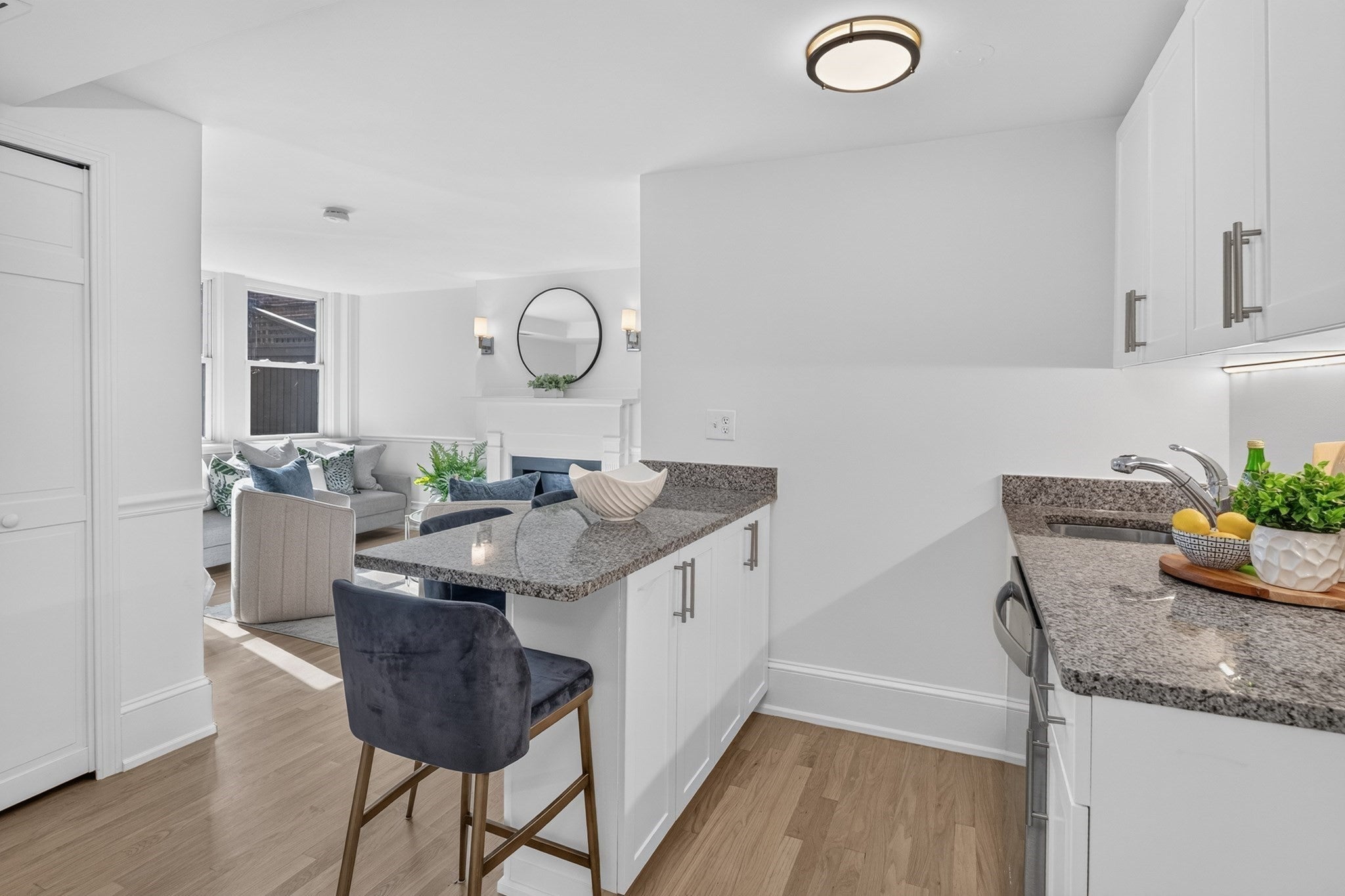 176 Commonwealth AVE #2, Boston, MA Photo #7