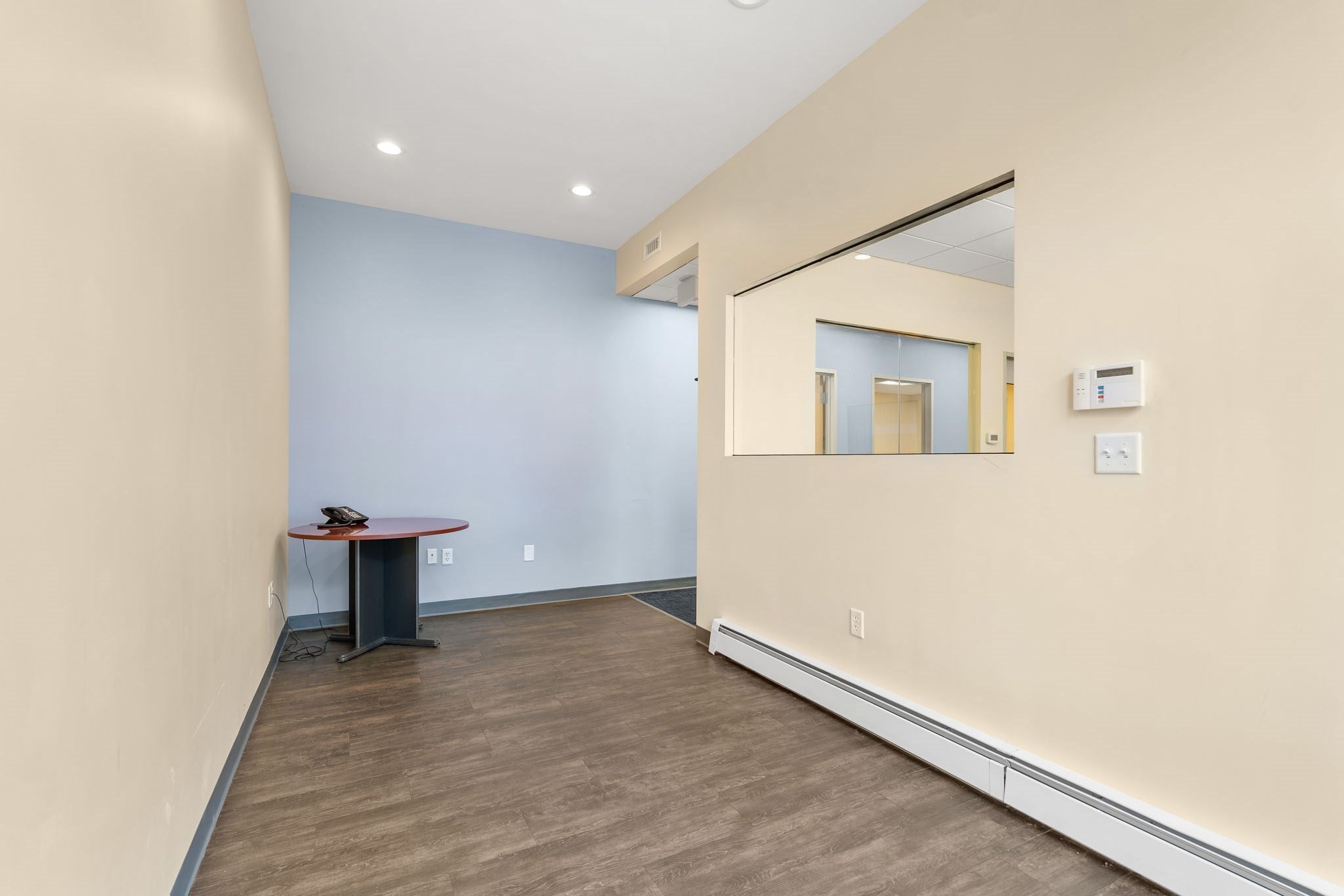 189 Loring Ave