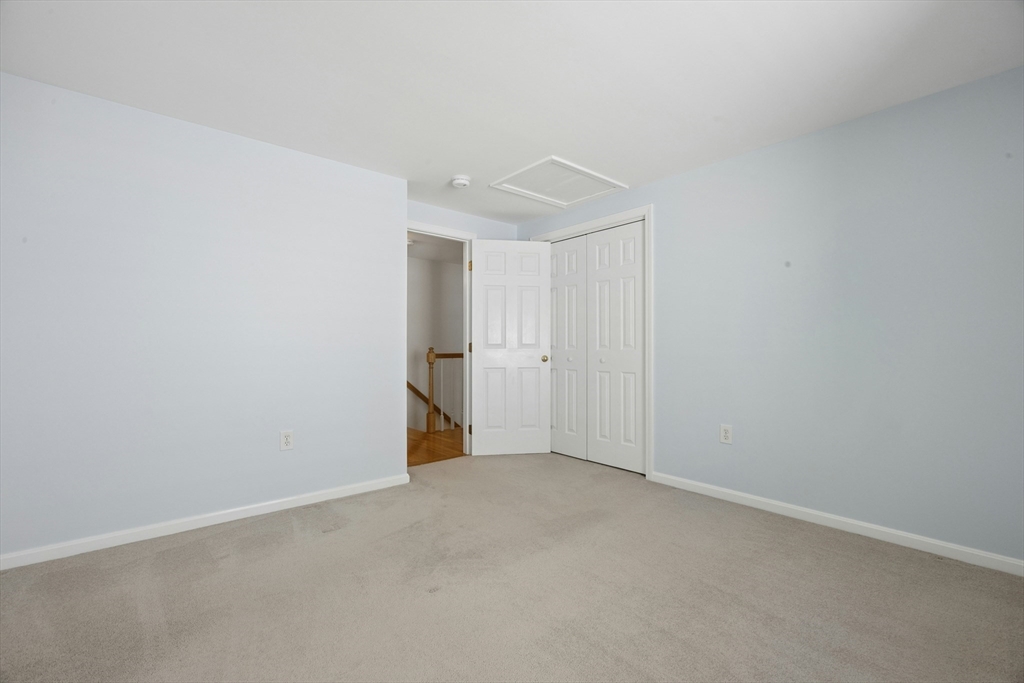 9 Wood DR, Mendon, MA Photo #23