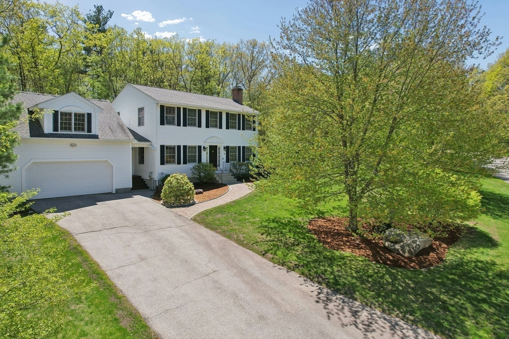 9 Wood DR, Mendon, MA Photo #33