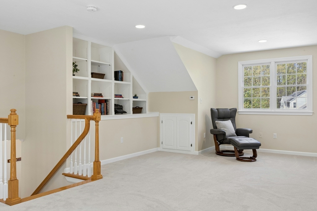 9 Wood DR, Mendon, MA Photo #12