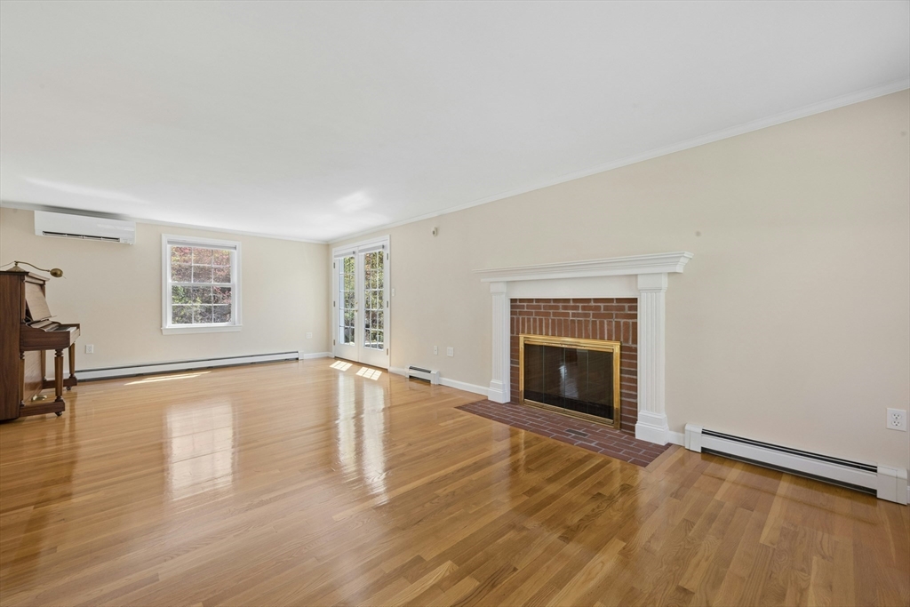 9 Wood DR, Mendon, MA Photo #6