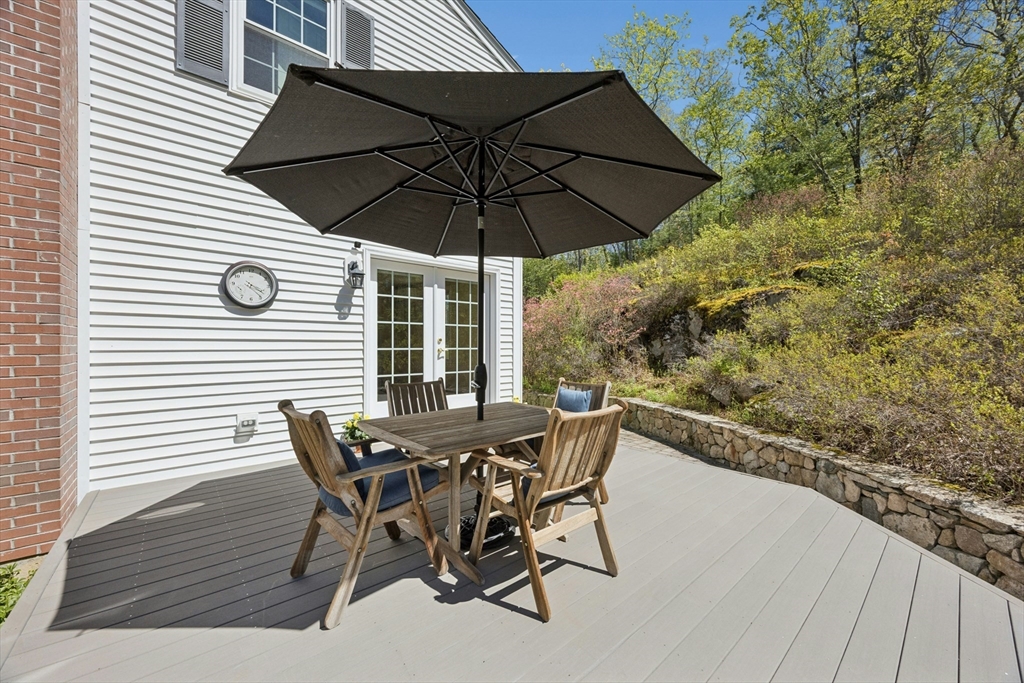 9 Wood DR, Mendon, MA Photo #38