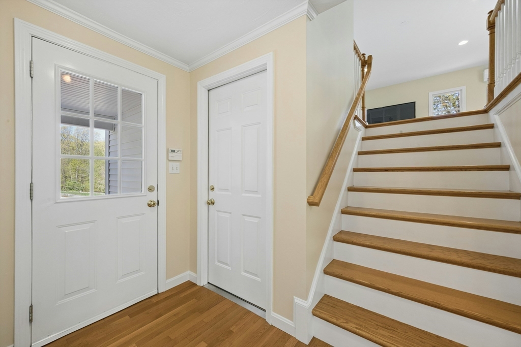 9 Wood DR, Mendon, MA Photo #9