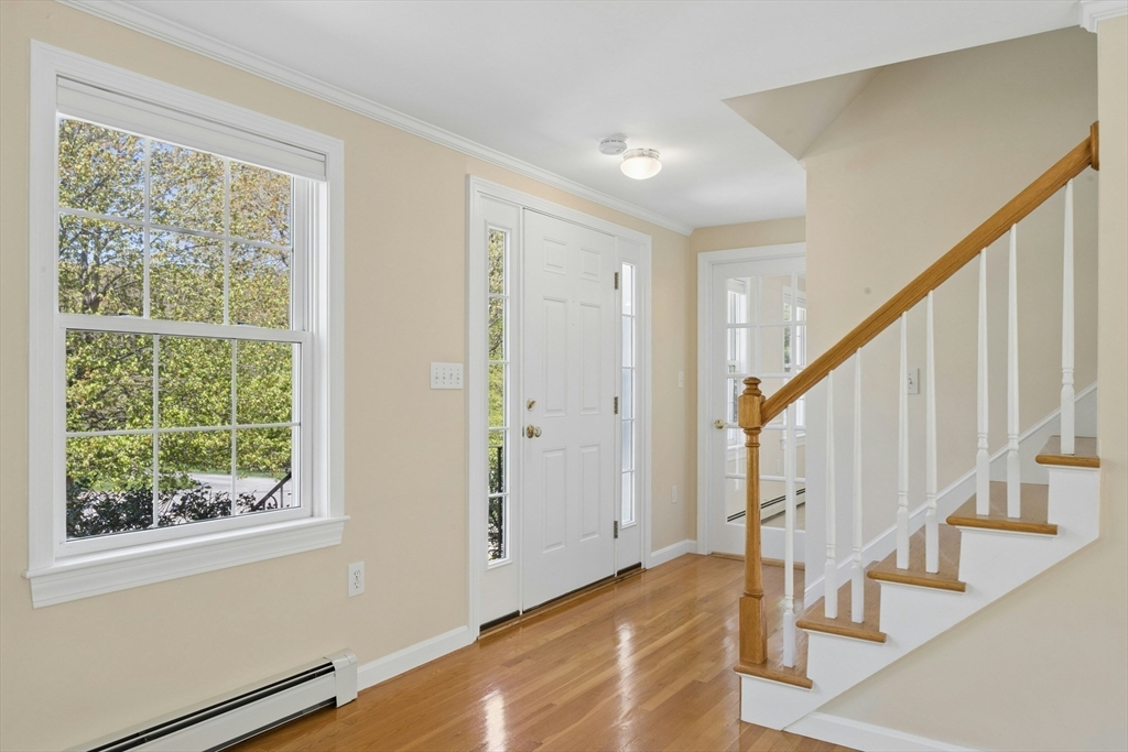 9 Wood DR, Mendon, MA Photo #3