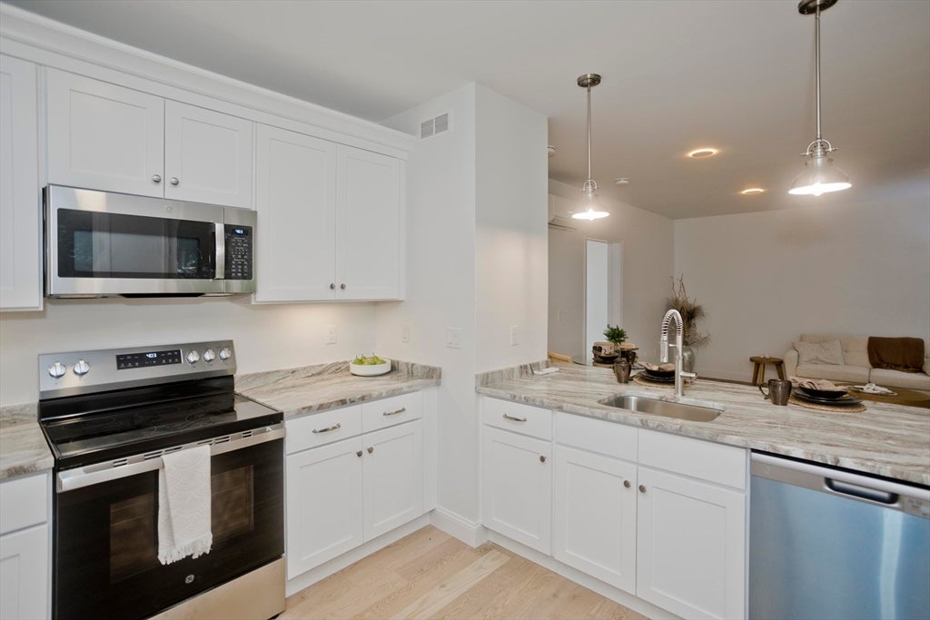 107 Williams Street #2 B, Northampton, MA, 107 Williams Street #2 B, Northampton, MA Photo #21