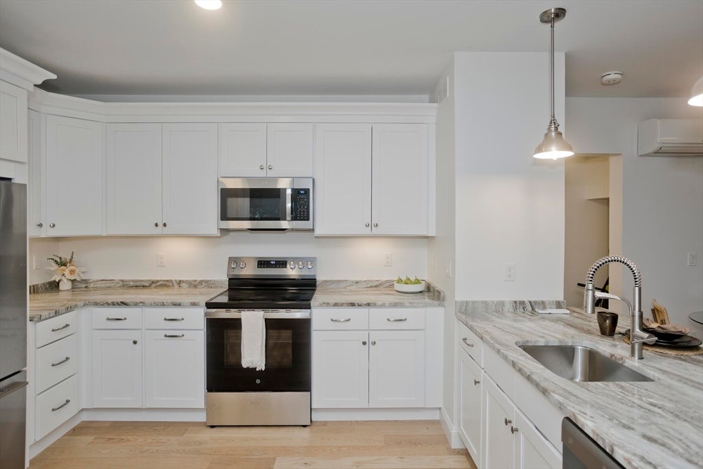 107 Williams Street #2 B, Northampton, MA, 107 Williams Street #2 B, Northampton, MA Photo #18
