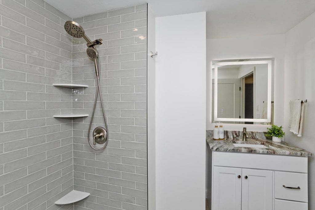 107 Williams Street #2 B, Northampton, MA, 107 Williams Street #2 B, Northampton, MA Photo #12