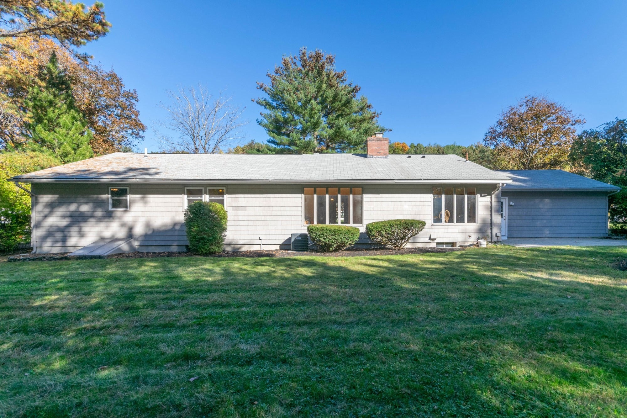 194 Redfern Dr, Longmeadow, MA, 194 Redfern Dr, Longmeadow, MA Photo #35
