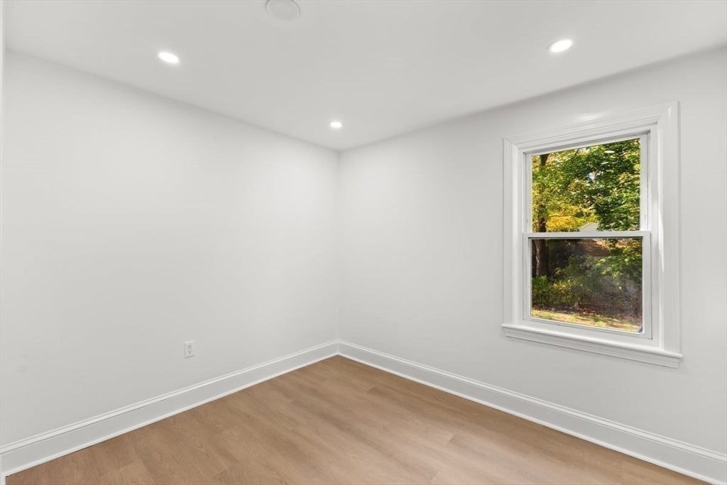 26 Lamb St, Attleboro, MA, 26 Lamb St, Attleboro, MA Photo #15