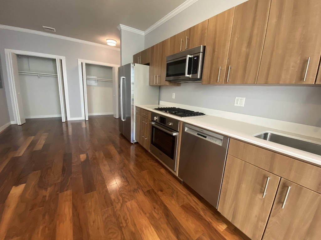 45 1st Ave 302