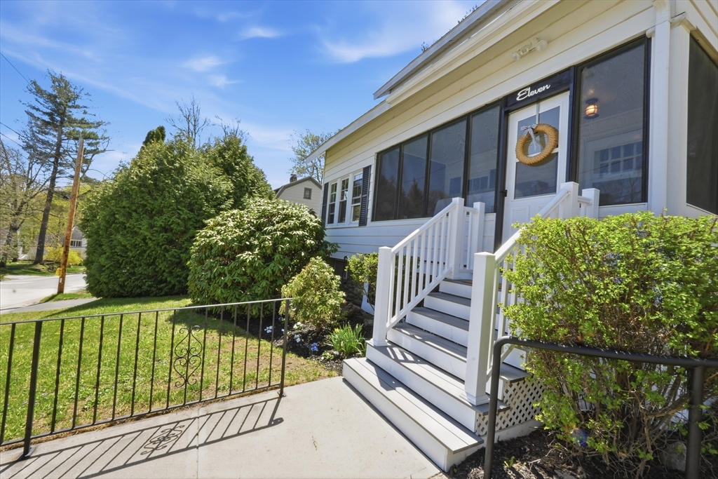 11 Wildrose Avenue