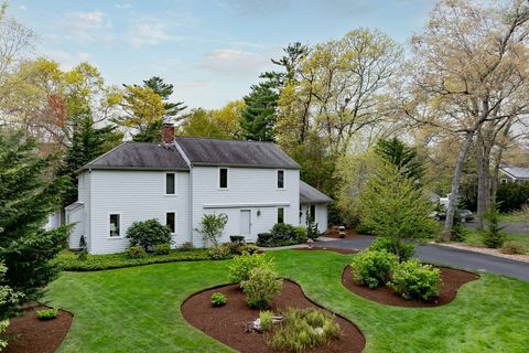 39 Rosewood Ln Barnstable MA 02635