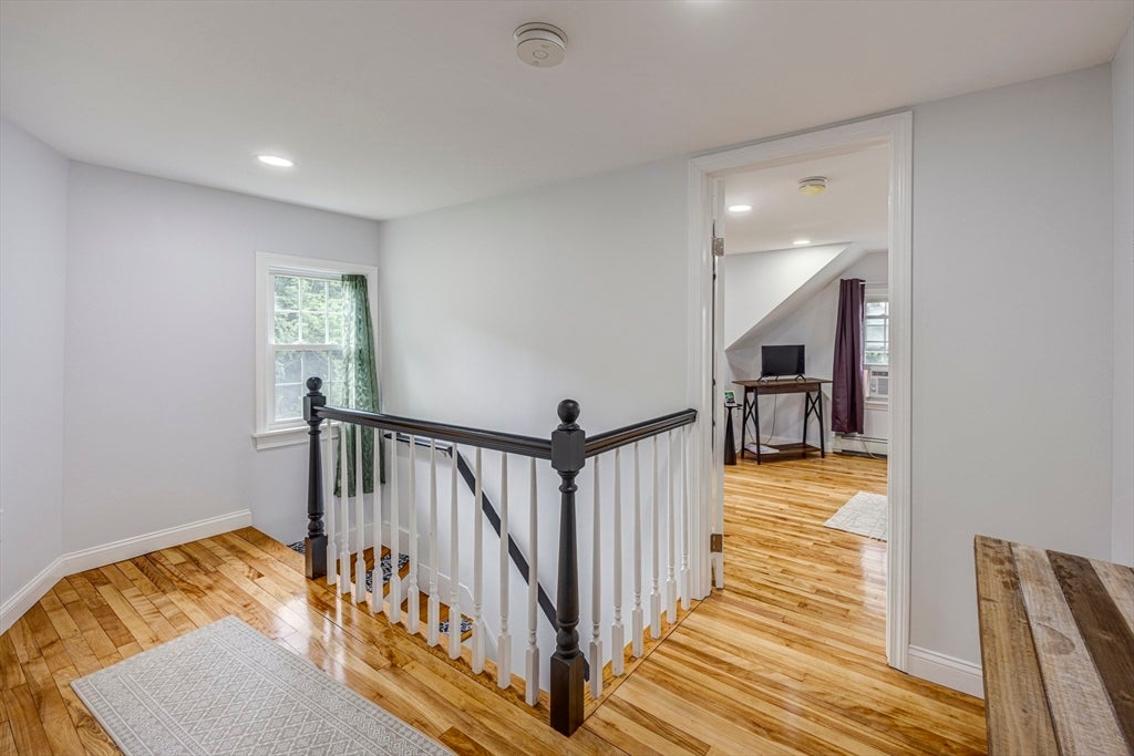 42 Pleasant View Avenue, Lunenburg, MA Photo #21