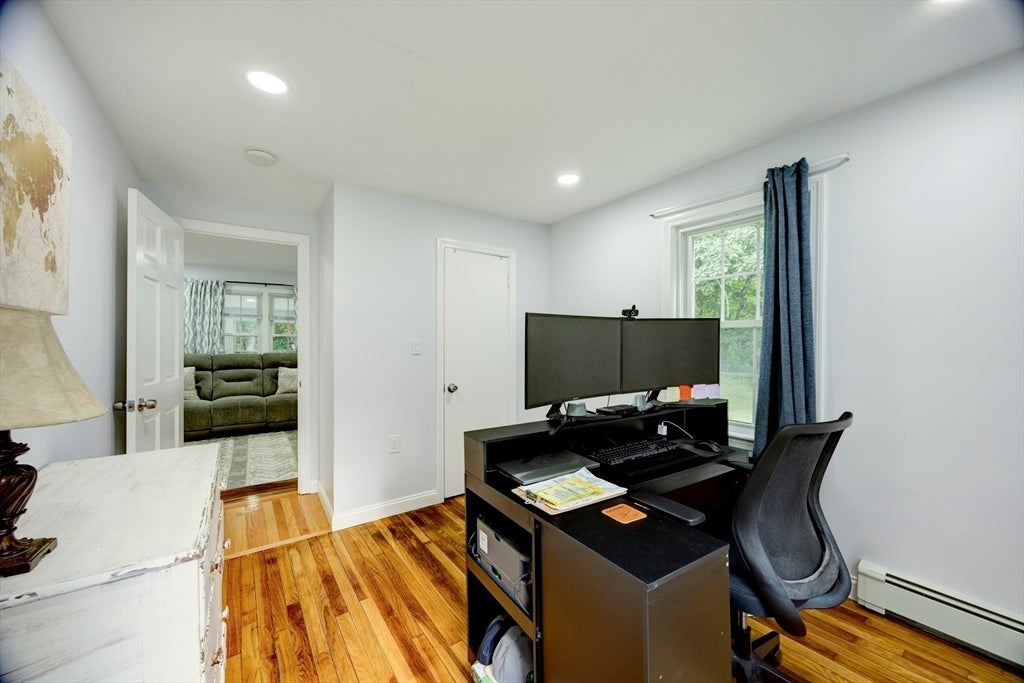 42 Pleasant View Avenue, Lunenburg, MA Photo #15