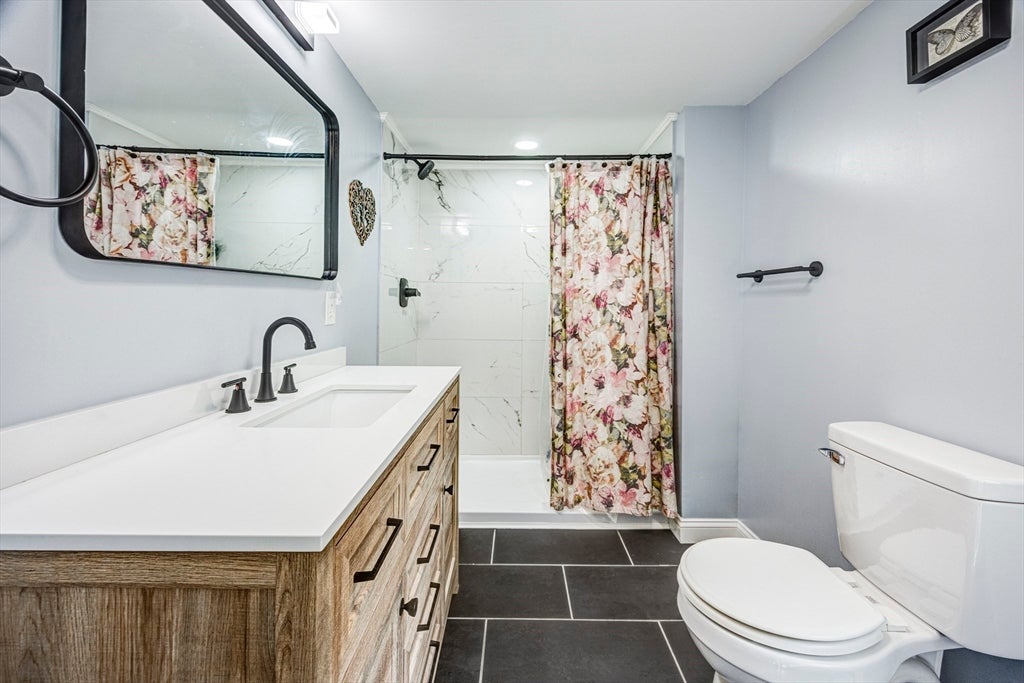 42 Pleasant View Avenue, Lunenburg, MA Photo #24