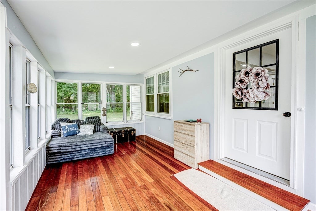 42 Pleasant View Avenue