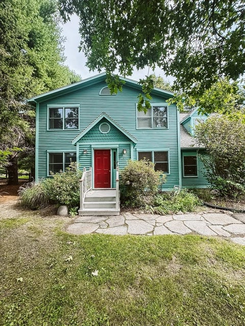 Photo of 5 Hedgerow Ln #7, Amherst, MA 01002 (MLS # 73569291)