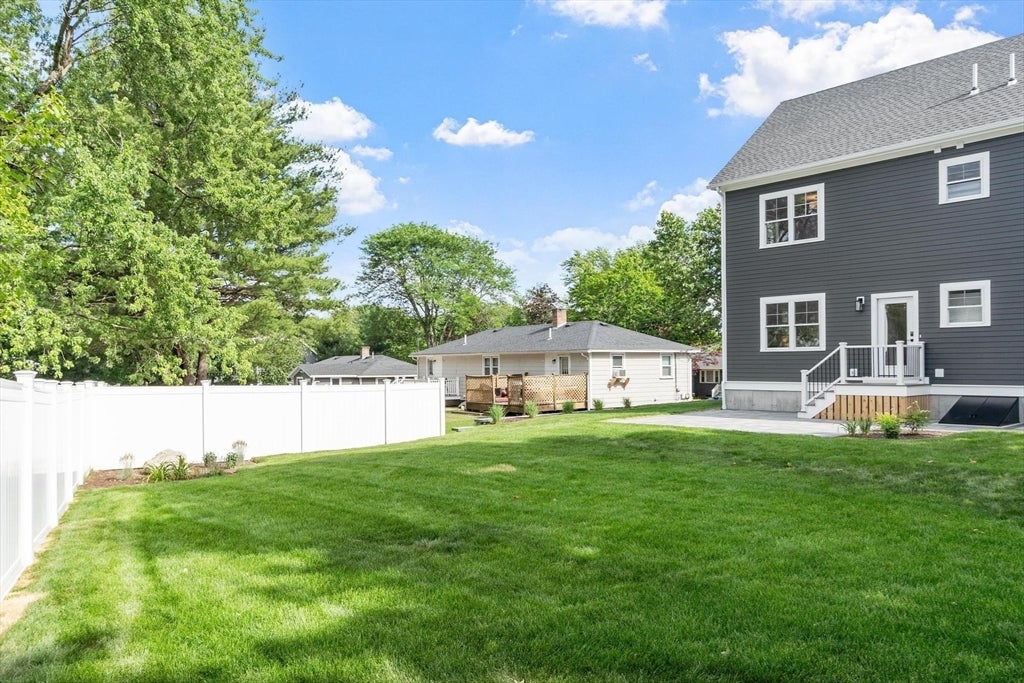 58-60 Neillian Street, Bedford, MA, 58-60 Neillian Street, Bedford, MA Photo #42
