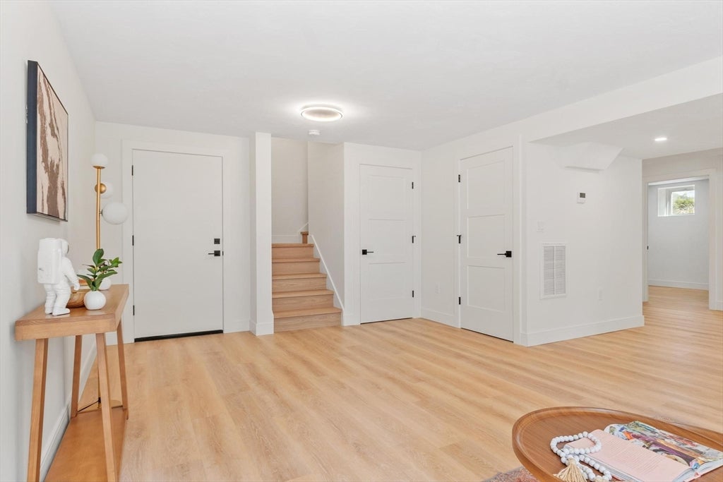 58-60 Neillian Street, Bedford, MA, 58-60 Neillian Street, Bedford, MA Photo #17