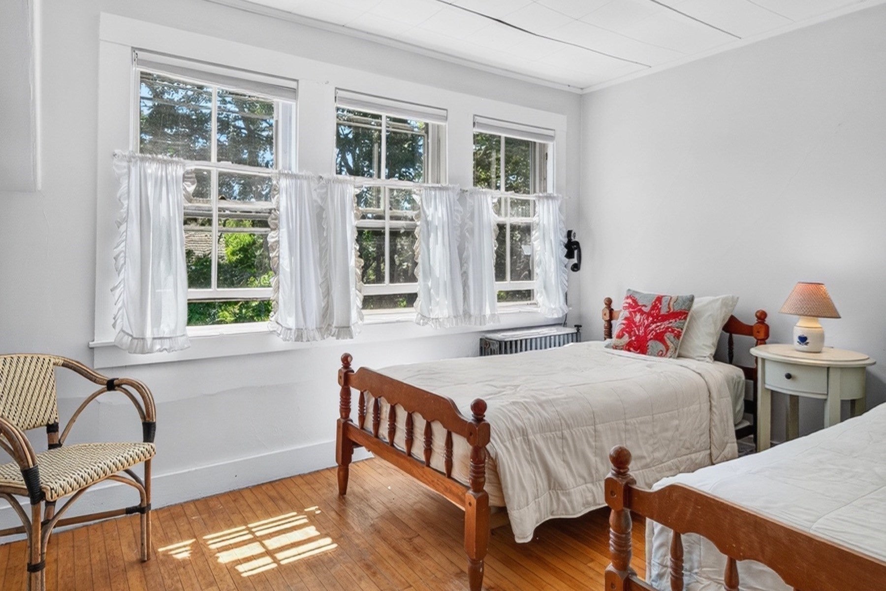 62 School St, Falmouth, MA, 62 School St, Falmouth, MA Photo #31