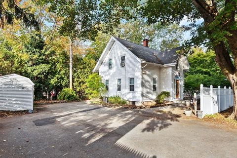 11 Holten St Danvers MA 01923
