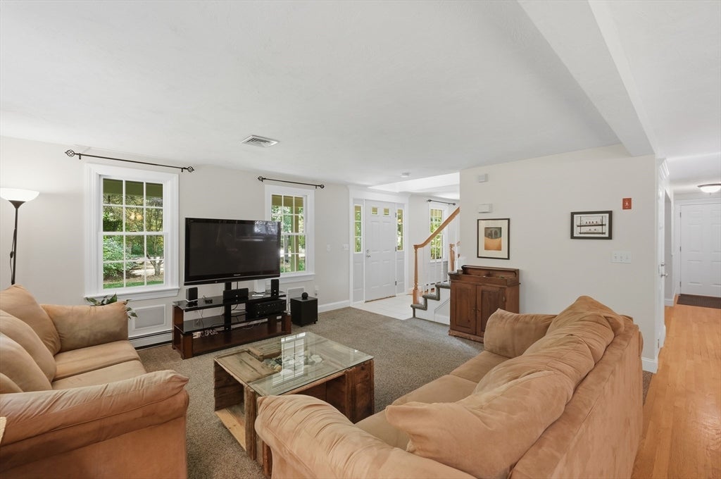 31 Pine Street, Middleboro, MA, 31 Pine Street, Middleboro, MA Photo #5