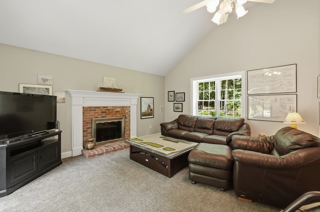 31 Pine Street, Middleboro, MA, 31 Pine Street, Middleboro, MA Photo #18