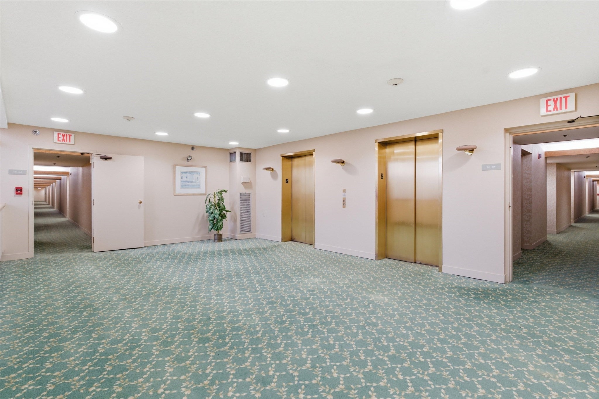 100 Rosemary Way #214, Needham, MA, 100 Rosemary Way #214, Needham, MA Photo #32