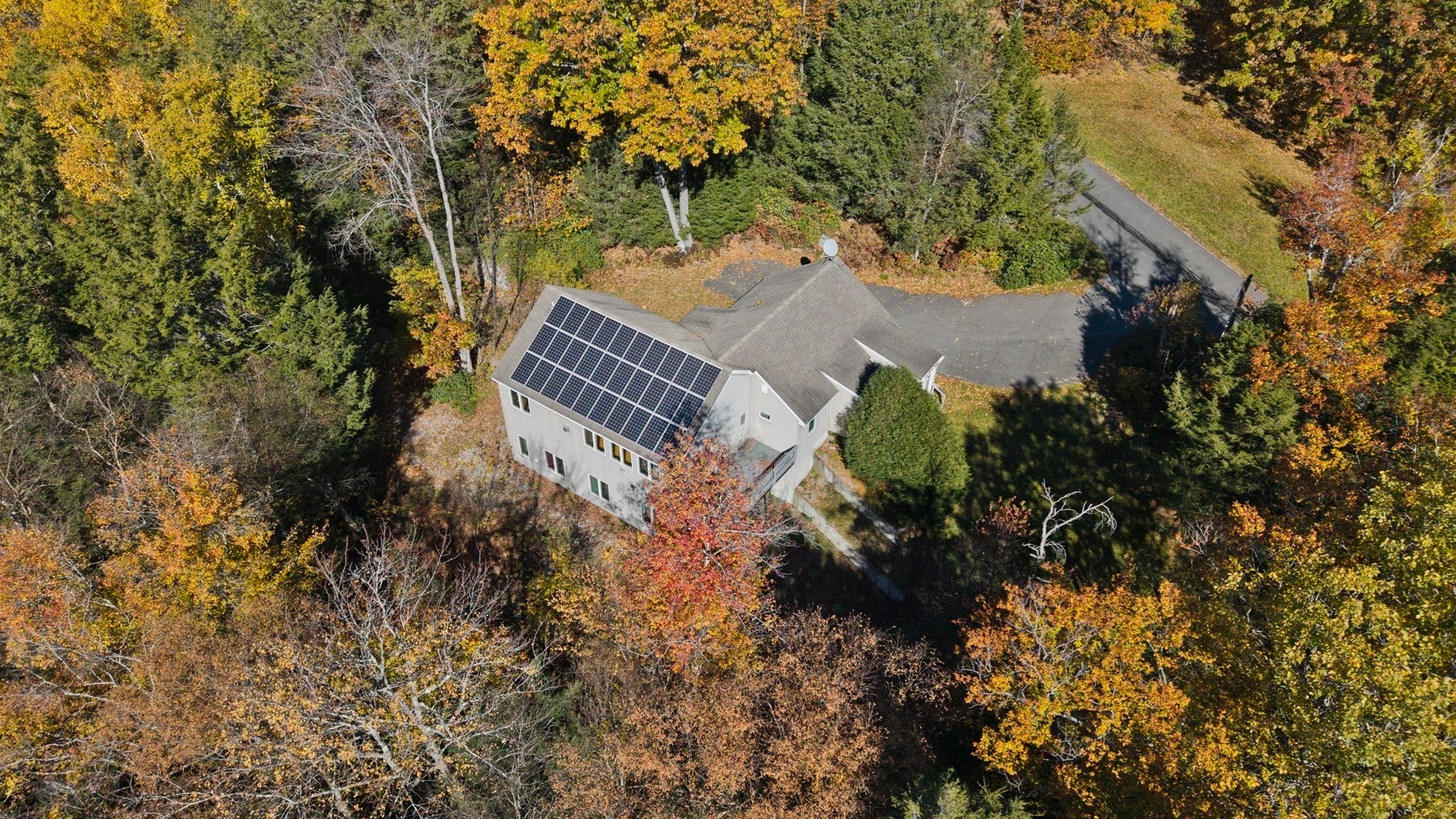 147 Chipman Road, Middlefield, MA Photo #4